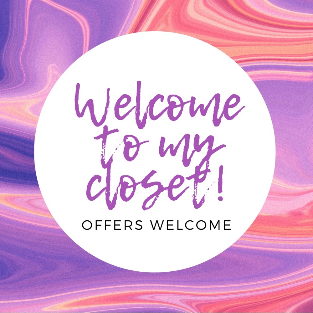 🛍 posh ambassador ✨